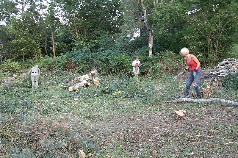 PICT8517.JPG - Hjälp av grannar